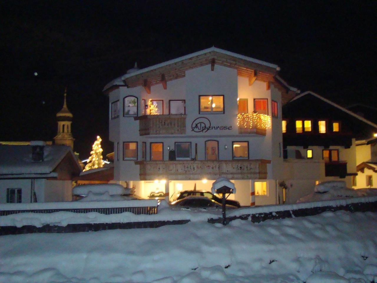 Alpenrose Hotel-Garni ゲルロス エクステリア 写真
