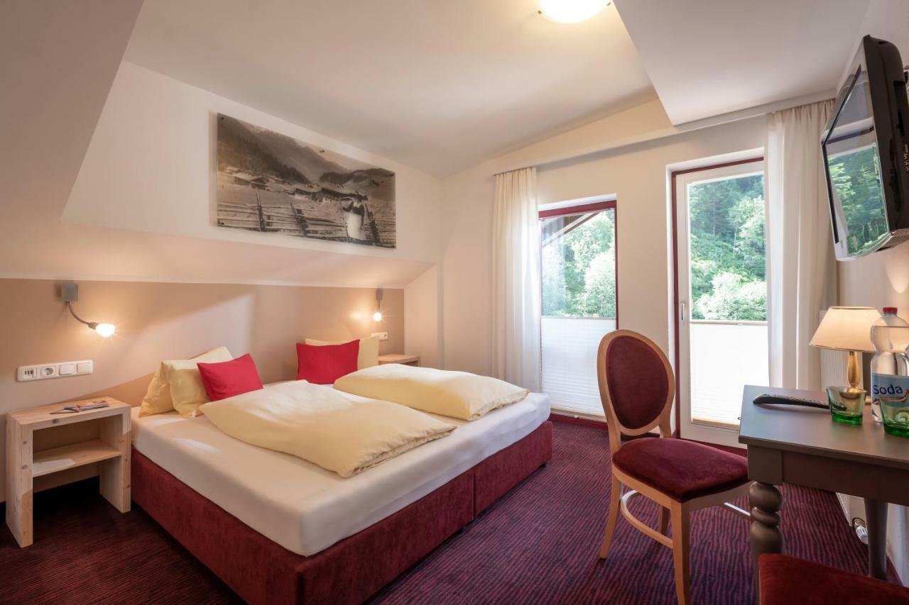 Alpenrose Hotel-Garni ゲルロス エクステリア 写真