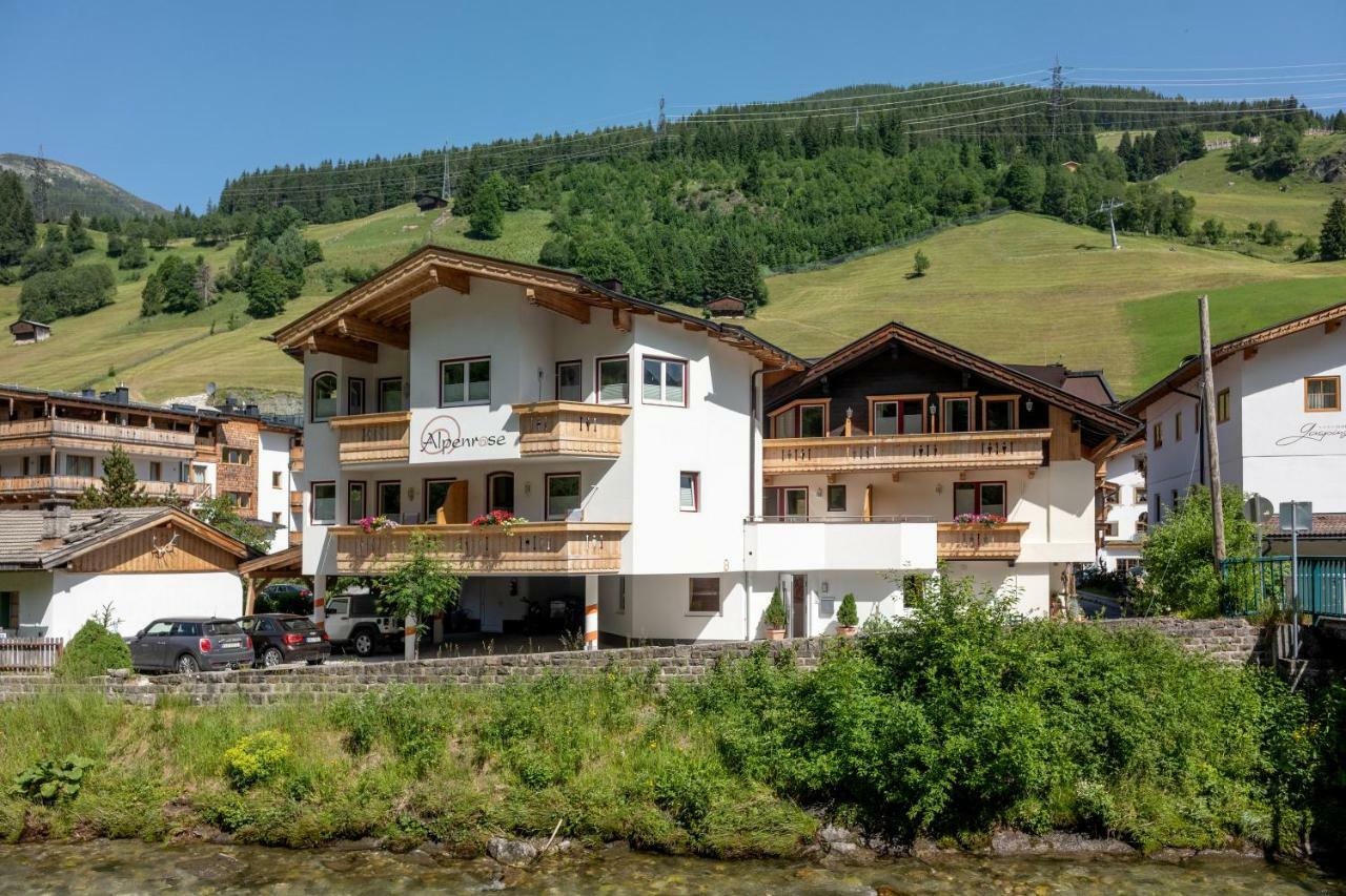 Alpenrose Hotel-Garni ゲルロス エクステリア 写真