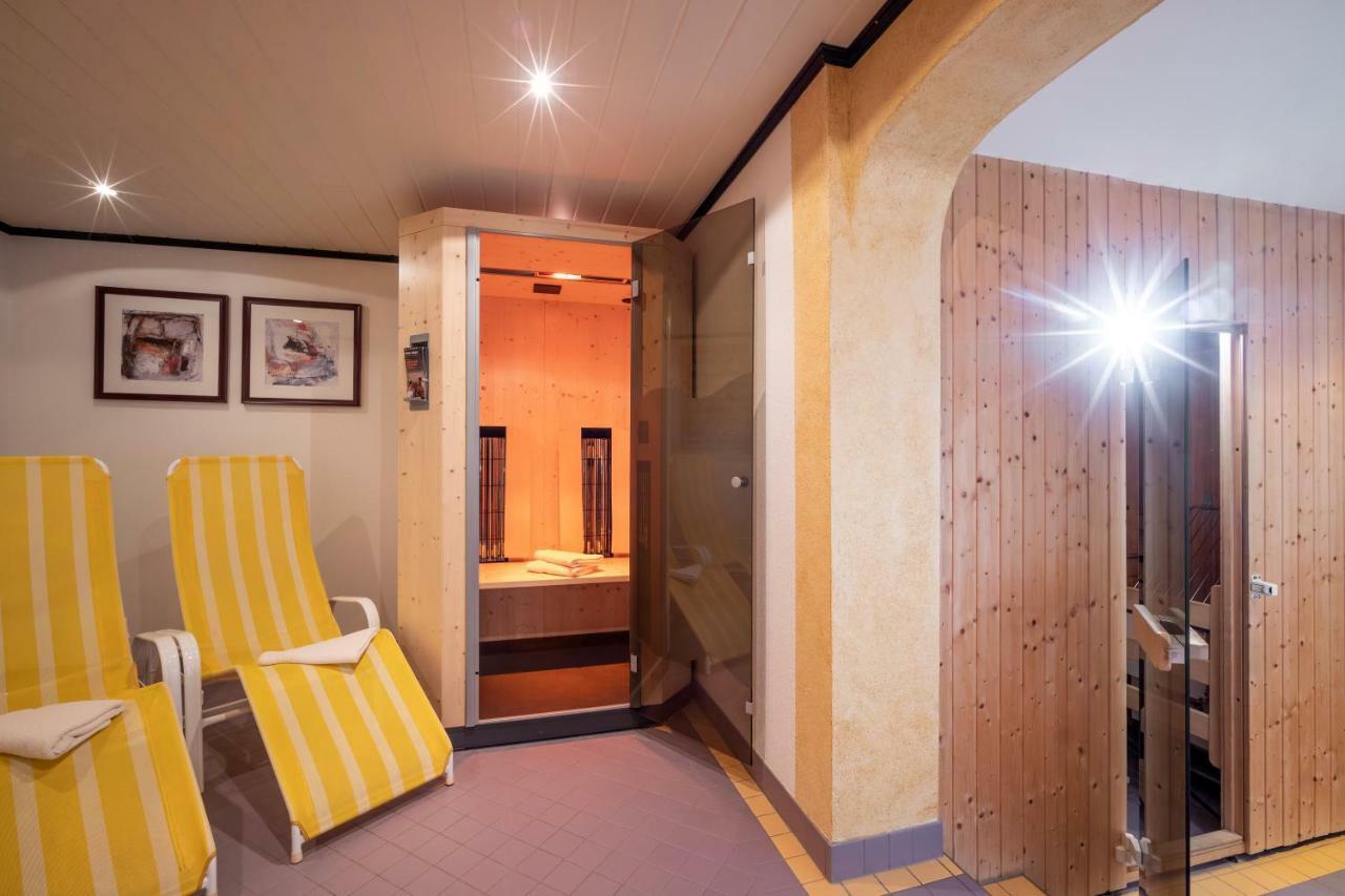Alpenrose Hotel-Garni ゲルロス エクステリア 写真